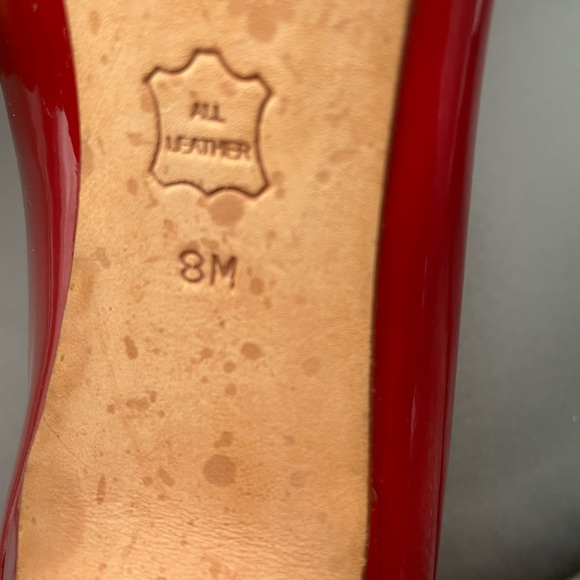 REDUCED PRICE J Vincent Red Patent Leather Dress Pump $5.95 Shipping - Picture 6 of 6